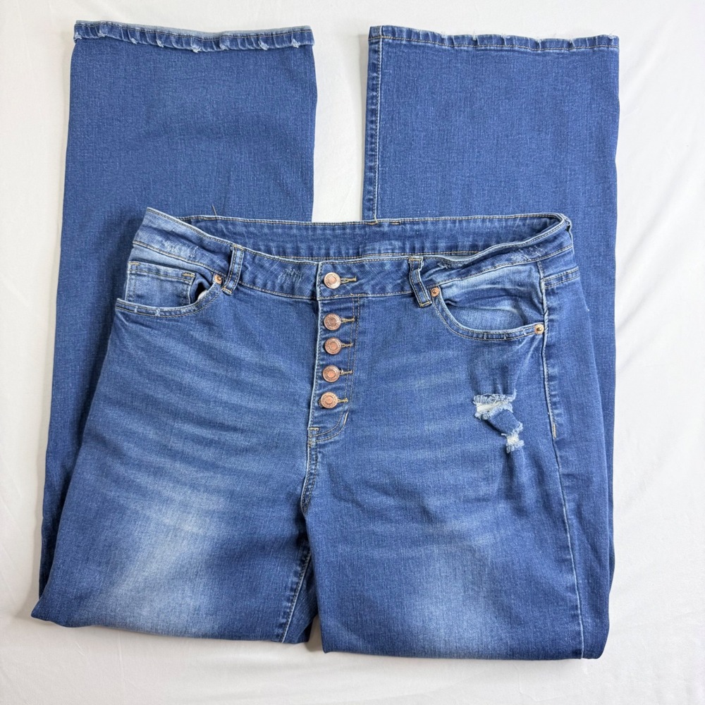 Fashion Wear Jeans Womens XL High Rise Button Fly Distressed Wide Leg Flare Blue